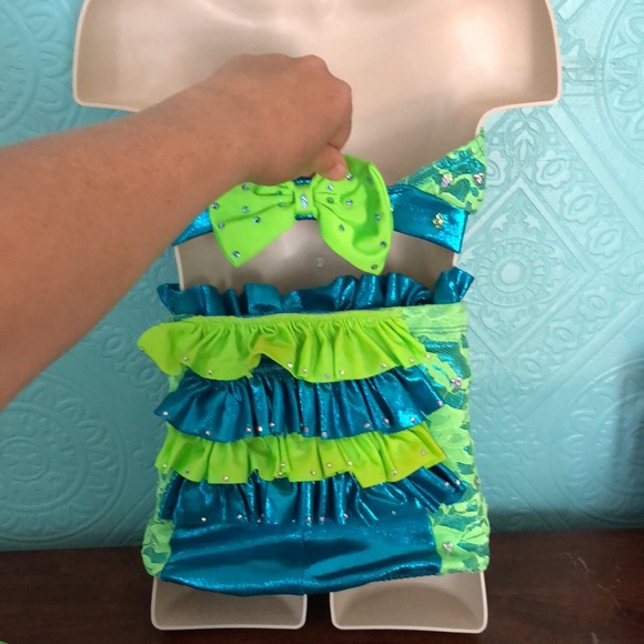 Pumpers blue & green solo costume - Picture 2 of 3